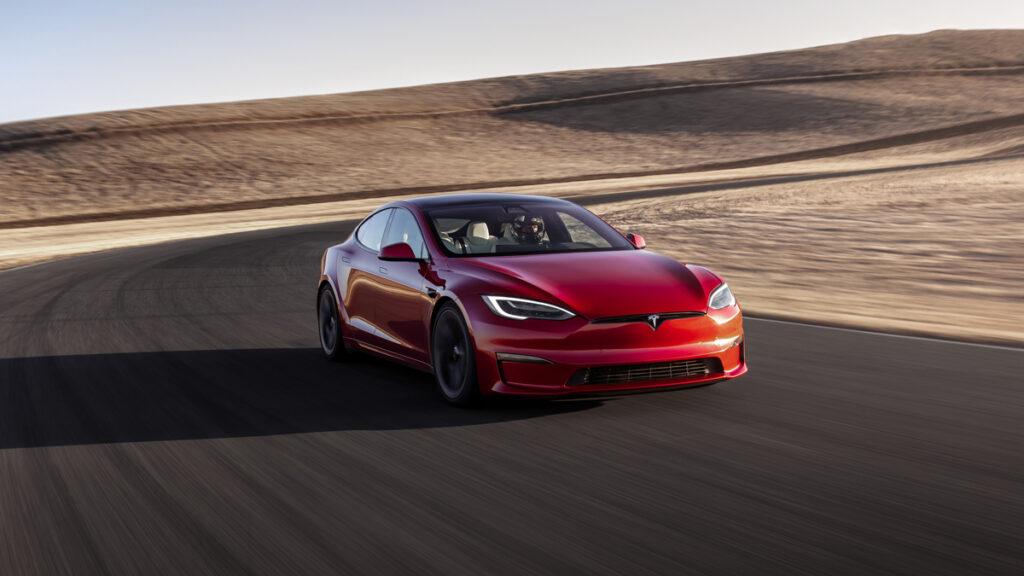 Tesla model s Plaid+