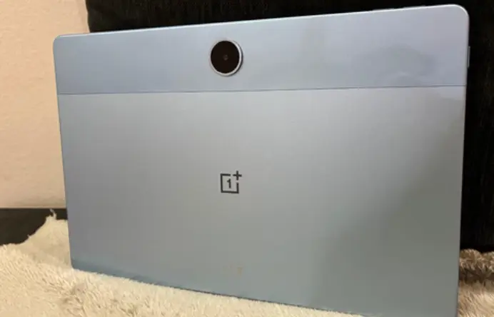 OnePlus Tab back look